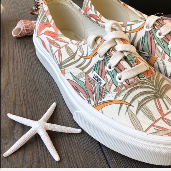 🌼🌴VANS🌴🌼 - Picture 2 of 8